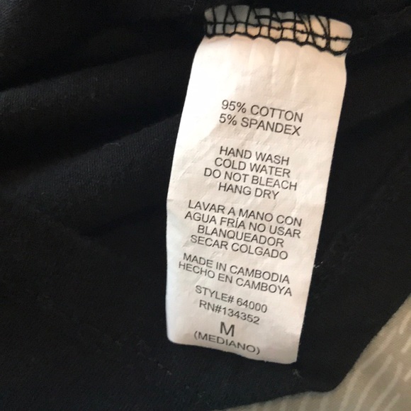 Women’s breast cancer Feeling Myself shirt. - Picture 5 of 7